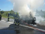 Ausgebranntes Auto auf der A 38 (Foto: privat) Ausgebranntes Auto auf der A 38 (Foto: privat)