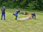 Nachwuchsfeuerwehren im Wettkampf (Foto: Ch. Burkert)