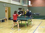 Tischtennis für Alt und Jung (Foto: D. Lohmann) Tischtennis für Alt und Jung (Foto: D. Lohmann)