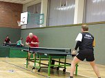 Tischtennis für Alt und Jung (Foto: D. Lohmann) Tischtennis für Alt und Jung (Foto: D. Lohmann)