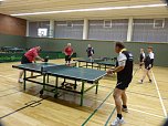 Tischtennis für Alt und Jung (Foto: D. Lohmann) Tischtennis für Alt und Jung (Foto: D. Lohmann)