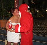 Der Weihnachtsmann zu Besuch in der Frauensauna des Nordhäuser Badehauses (Foto: Badehaus) Der Weihnachtsmann zu Besuch in der Frauensauna des Nordhäuser Badehauses (Foto: Badehaus)