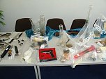 Beschlagnahmte Drogen und mehr (Foto: )