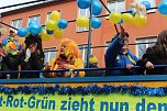 Närrinnen und Narren zogen durch Sondershausen (1) (Foto: Karl-Heinz Herrmann) Närrinnen und Narren zogen durch Sondershausen (1) (Foto: Karl-Heinz Herrmann)