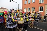 Närrinnen und Narren zogen durch Sondershausen (1) (Foto: Karl-Heinz Herrmann) Närrinnen und Narren zogen durch Sondershausen (1) (Foto: Karl-Heinz Herrmann)