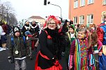 Närrinnen und Narren zogen durch Sondershausen (2) (Foto: Karl-Heinz Herrmann) Närrinnen und Narren zogen durch Sondershausen (2) (Foto: Karl-Heinz Herrmann)