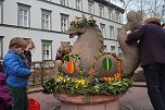 Der erste Brunnen ist geschm&uuml;ckt - das Nordh&auml;user Meerpferdchen verzierten die Sch&uuml;lerinnen und Sch&uuml;ler des F&ouml;rderzentrums Pestalozzi (Foto: Angelo Glashagel)