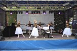 Das Tanzstudio Radeva zeigte zum Nordh&auml;user Weinfest, was seine Eleven alles k&ouml;nnen (Foto: Dimitar Radev)