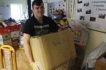 Spenden sortieren im LIFT (Foto: Angelo Glashagel)