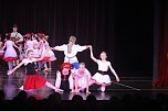 Der letzte Tanz des Jahres - die Eleven des Tanzstudio Radeva bei der Auff&uuml;hrung der Eisk&ouml;nigin im Nordh&auml;user Theater (Foto: Dimitar Radev)