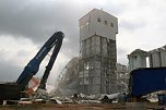 Adieu Gipswerk - der R&uuml;ckbau des fr&uuml;heren Wildgruber-Gipswerkes in Niedersachswerfen l&auml;uft auf Hochtouren (Foto: Susanne Schedwill)