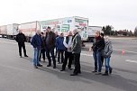 Ab ins Gelände: Autohaus-Peter-Gruppe lud zum Aktionstag ins Autodrom (Foto: H. Fischer/AHP) Ab ins Gelände: Autohaus-Peter-Gruppe lud zum Aktionstag ins Autodrom (Foto: H. Fischer/AHP)
