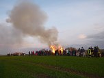 Zwei Osterfeuer in Neustadt (Foto: Ch. Burkert)