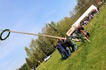Maibaumsetzen in Wülfngerode (Foto: Berti Voigt) Maibaumsetzen in Wülfngerode (Foto: Berti Voigt)