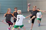 Handball-Kreismeisterschaft der Grundschulen (Foto: Uwe Tittel) Handball-Kreismeisterschaft der Grundschulen (Foto: Uwe Tittel)