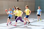 Handball-Kreismeisterschaft der Grundschulen (Foto: Uwe Tittel) Handball-Kreismeisterschaft der Grundschulen (Foto: Uwe Tittel)