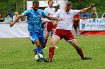 Wacke gewinnt 7:1 gegen eine Südharz-Auswahl (Foto: Bernd Peter) Wacke gewinnt 7:1 gegen eine Südharz-Auswahl (Foto: Bernd Peter)