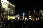 Wacker singt Weihnachtslieder (Foto: Bernd Peter)