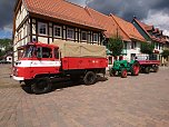 Kameradinnen und Kameraden der Freiwilligen Feuerwehr Neustadt/Osterode bewässerten erneut Bäume und Sträucher (Foto: Ch. Burkert) Kameradinnen und Kameraden der Freiwilligen Feuerwehr Neustadt/Osterode bewässerten erneut Bäume und Sträucher (Foto: Ch. Burkert)