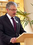 Superintendent Andreas Schwarze hält seinen alljährlichen Bericht des Superintendenten mit Rück- und Ausblicken (Foto: R. Englert) Superintendent Andreas Schwarze hält seinen alljährlichen Bericht des Superintendenten mit Rück- und Ausblicken (Foto: R. Englert)