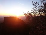 Abendstimmung am Falkenstein (Foto: Ch. Burkert) Abendstimmung am Falkenstein (Foto: Ch. Burkert)