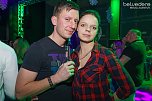 Party im Jugendclubhaus (Foto: Belvedere Media Agentur)