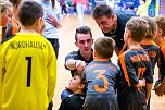 Handballzwerge im Mittelpunkt (Foto: NSV)