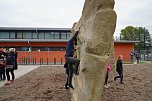 Der neue Sportplatz an der Ellricher Regelschule wurde heute eingeweiht.  (Foto: Susanne Schedwill)