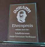 So sieht er aus, der Preis f&uuml;r herausragende Leistungen (Foto: Heike Roeder)