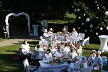 Diner en blanc im Park Hohenrode (Foto: Angelo Glashagel)