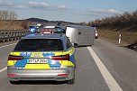 Reifenplatzer f&uuml;hrt zu Unfall (Foto: S. Dietzel)