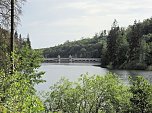 An der Neust&auml;dter Staumauer  (Foto: P.Blei)