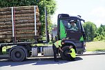Gro&szlig;einsatz in Neustadt - die Polizei kontrollierte sieben Stunden lang Holztransporte (Foto: Landespolizeiinspektion Nordhausen)