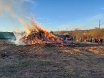 Osterfeuer Großwerther (Foto: N. Schulz ) Osterfeuer Großwerther (Foto: N. Schulz )