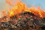 Osterfeuer bei Krimderode (Foto: agl) Osterfeuer bei Krimderode (Foto: agl)