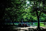 Aufr&auml;um-Aktion der Humbolt-Sch&uuml;ler im Stadtpark (Foto: Christoph Keil)