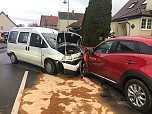 Crash bei Günzerode (Foto: Feuerwehr Großwechsungen/Silvio Dietzel) Crash bei Günzerode (Foto: Feuerwehr Großwechsungen/Silvio Dietzel)