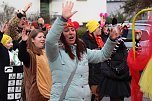 Ausgelassen und fröhlich feierten die Menschen am Rosenmontag in Sondershausen (Foto: Eva Maria Wiegand) Ausgelassen und fröhlich feierten die Menschen am Rosenmontag in Sondershausen (Foto: Eva Maria Wiegand)