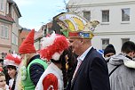 Ein bunter Karnevalszug zog sich am Rosenmontag durch Sondershausen (Foto: Eva Maria Wiegand)