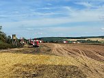 Feuer in der Goldenen Aue (Foto: Die am Einsatz beteiligten Feuerwehren) Feuer in der Goldenen Aue (Foto: Die am Einsatz beteiligten Feuerwehren)