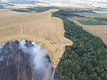 Feuer in der Goldenen Aue (Foto: Die am Einsatz beteiligten Feuerwehren) Feuer in der Goldenen Aue (Foto: Die am Einsatz beteiligten Feuerwehren)