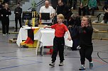 Sportlerinnen und Sportler begeisterten beim Indoor-Kugelsto&szlig;en, in der Wiedigsburghalle in Nordhausen, das Publikum (Foto: Eva Maria Wiegand)
