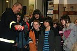 Besuch bei der Feuerwehr (Foto: privat) Besuch bei der Feuerwehr (Foto: privat)