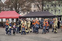 Übergabe des Friedenslichts aus Bethlehem an die Kreisjugendfeuerwehren. Bild: Übergabe des Friedenslichts aus Bethlehem an die Kreisjugendfeuerwehren.