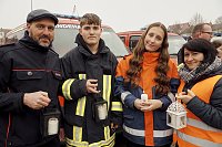 Übergabe des Friedenslichts aus Bethlehem an die Kreisjugendfeuerwehren. Bild: Übergabe des Friedenslichts aus Bethlehem an die Kreisjugendfeuerwehren.