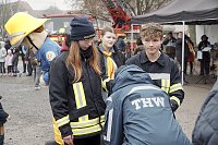 Übergabe des Friedenslichts aus Bethlehem an die Kreisjugendfeuerwehren. Bild: Übergabe des Friedenslichts aus Bethlehem an die Kreisjugendfeuerwehren.