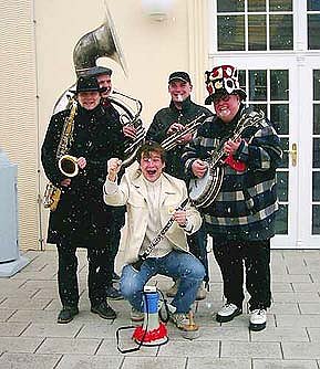 Trommeln, Tr&ouml;ten und Trompeten (Foto: nnz)