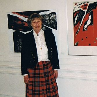 Glock-Grabe vor ihren Arbeiten (Foto: Archiv Kneffel)