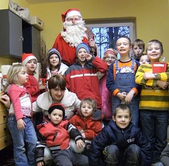 Nikolaus im Mehrgenerationenhaus (Foto: LIFT)