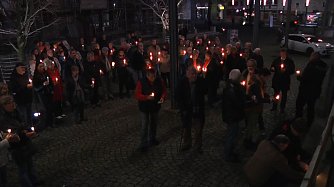 Der Zug folgte der alten Route und endete am Neuen Rathaus (Foto: Angelo Glashagel)